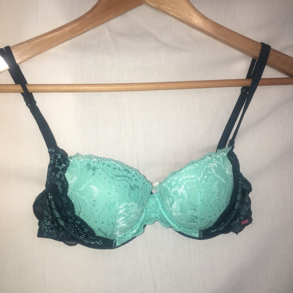 Pink bra size 32A